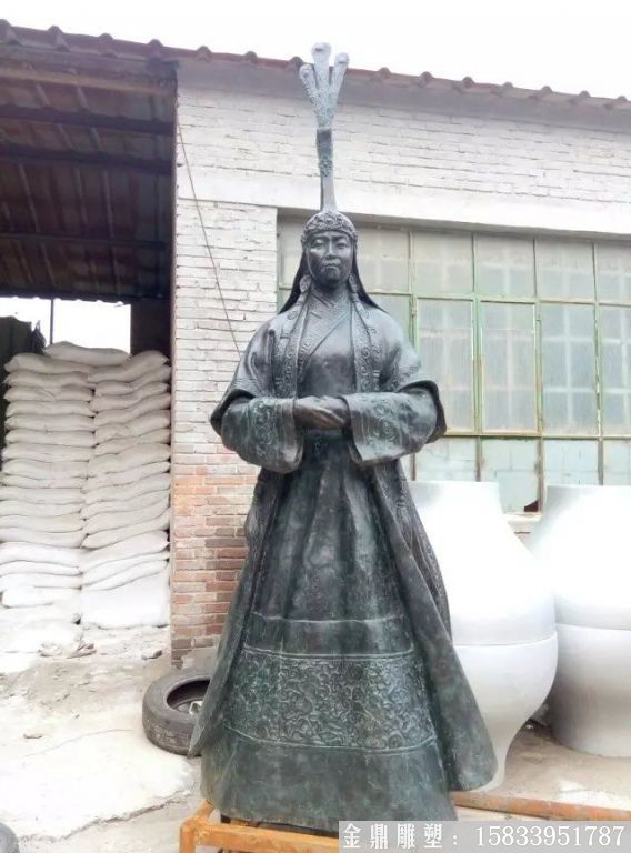 人物铸铜雕塑，黄铜雕塑摆件